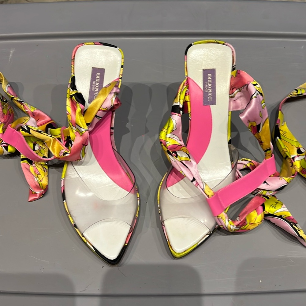 Emilio Pucci Firenze Lace Up Pumps